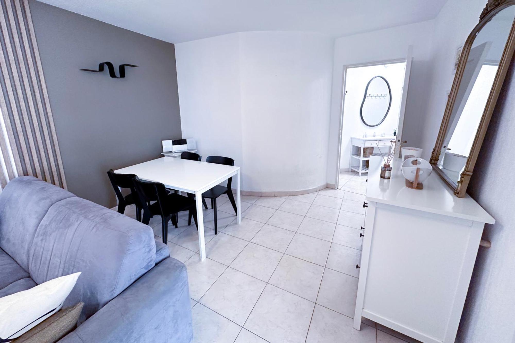 St Roch 2 - Appart 300 M De La Gare, Clim, Terrasse, Garage Antibes Eksteriør billede